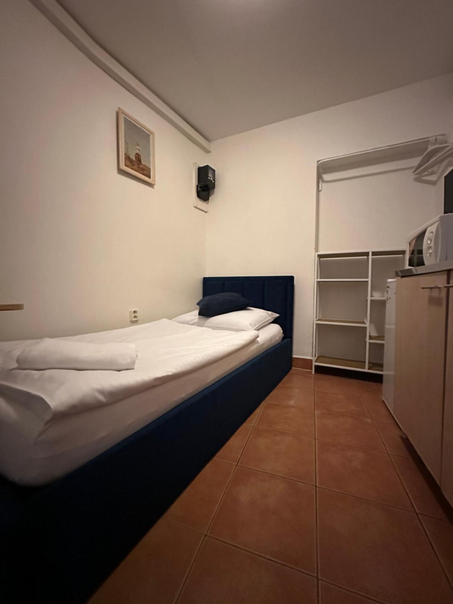 P4D Room Чеське Будєйовіце Екстер'єр фото